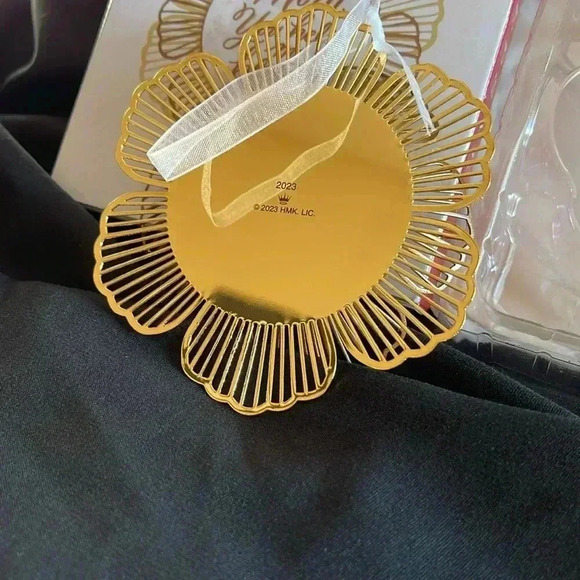 NIB “Mom, You Help Me Bloom” Ornament-Mothers Day Gift Idea - Picture 3 of 5